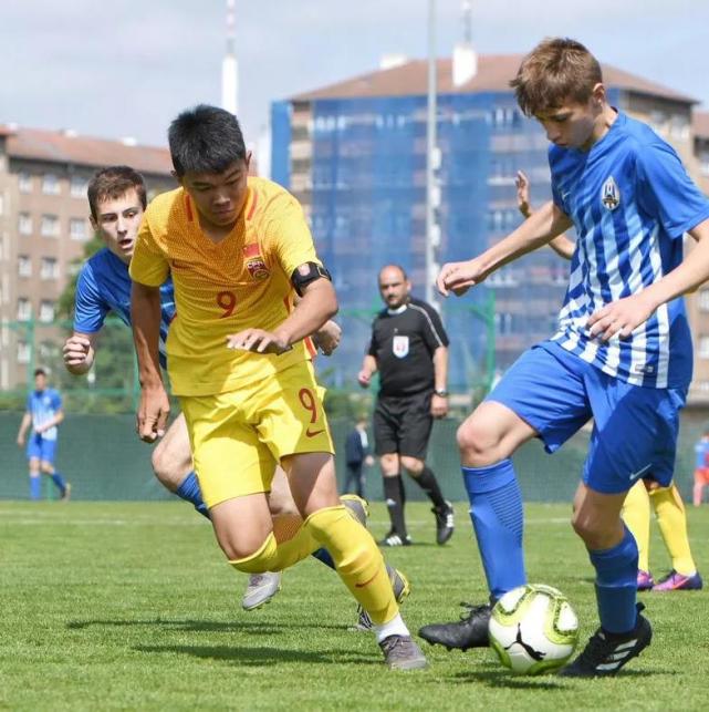 关于夏季联赛最新形势：北京国安高居榜首，热刺强势追赶，冠军归属成迷的信息